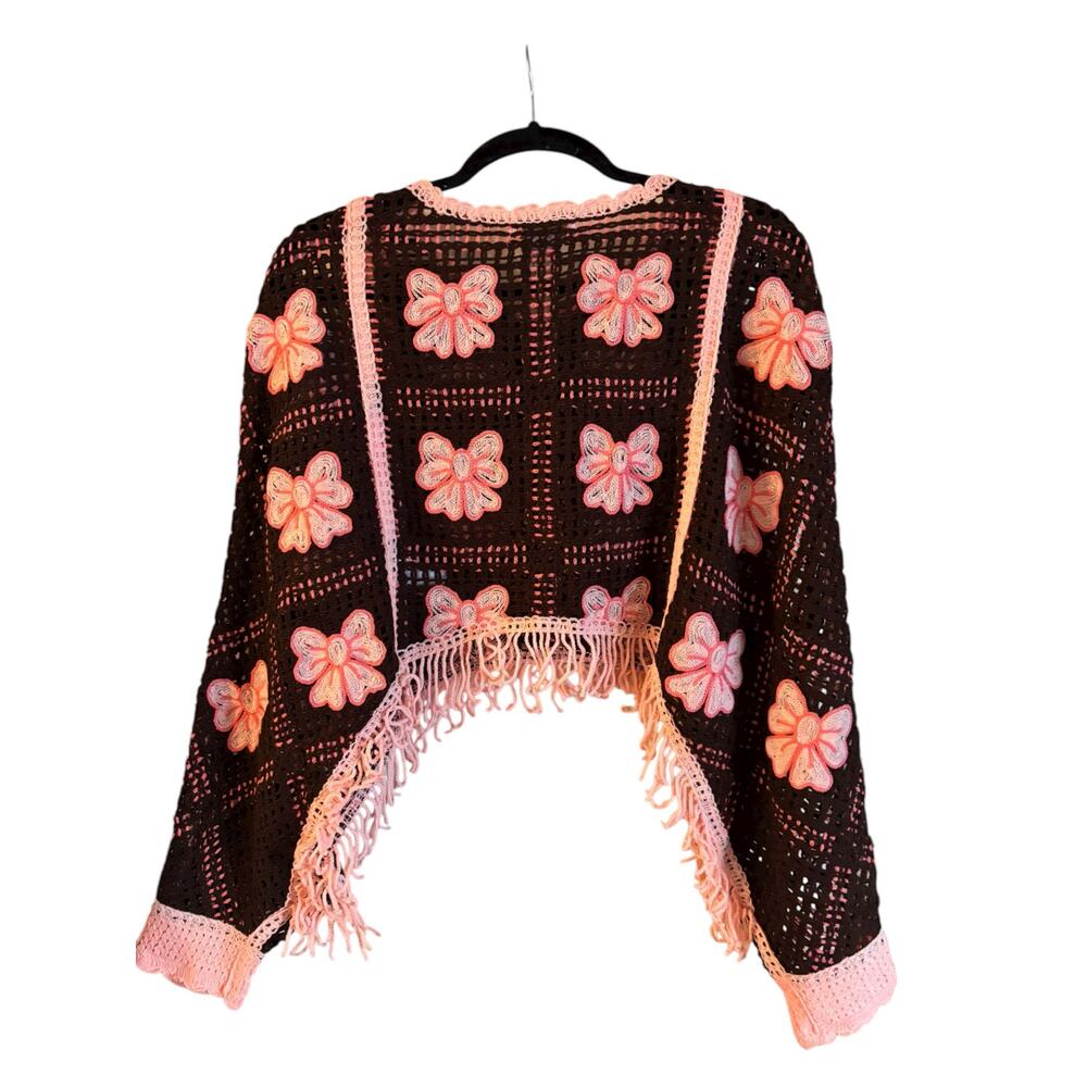NWT House of Harlow 1960 Crochet Fringed Poncho Pink Bows OS Brown Boho - Picture 2 of 6